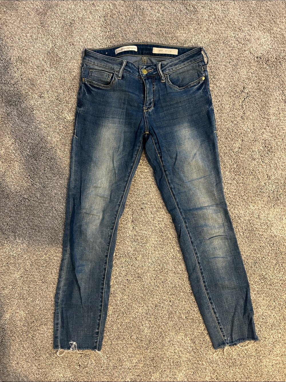 Pilcro Women’s Blue Slim Jeans
